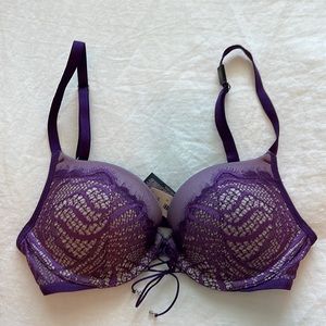 Victoria’s Secret very sexy push up bra